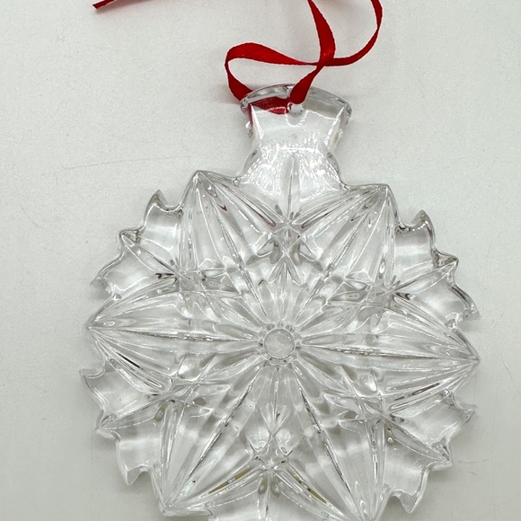 WATERFORD CRYSTAL Christmas Holiday Snowflake Ornament 4" x 3.5" With Box - Picture 9 of 16